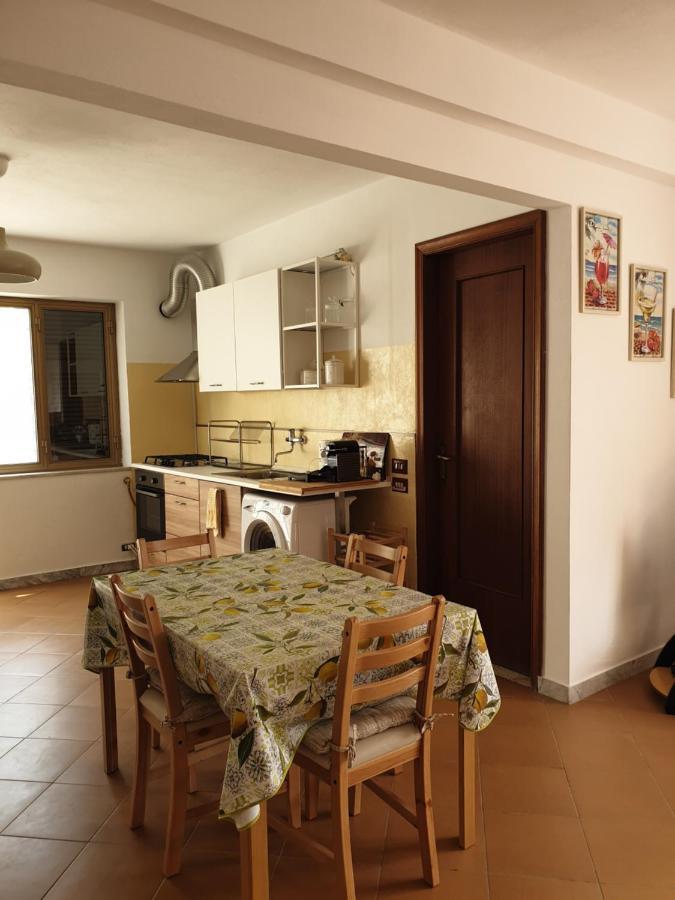 La Casa Dei Limoni Apartment Казарца Лигуре Екстериор снимка